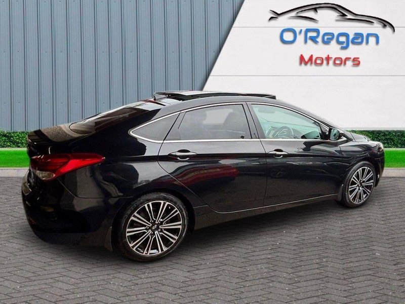 HYUNDAI I40
