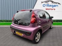 PEUGEOT 107