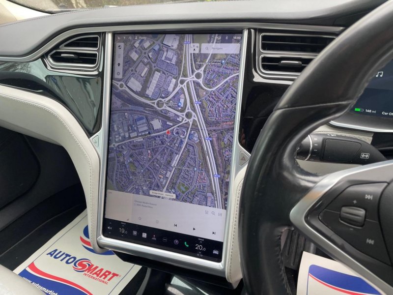 TESLA MODEL S