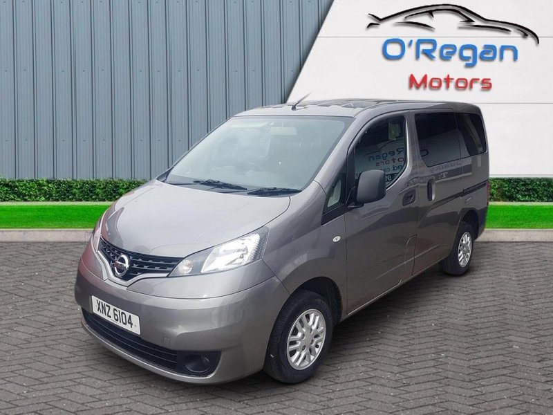 NISSAN NV200