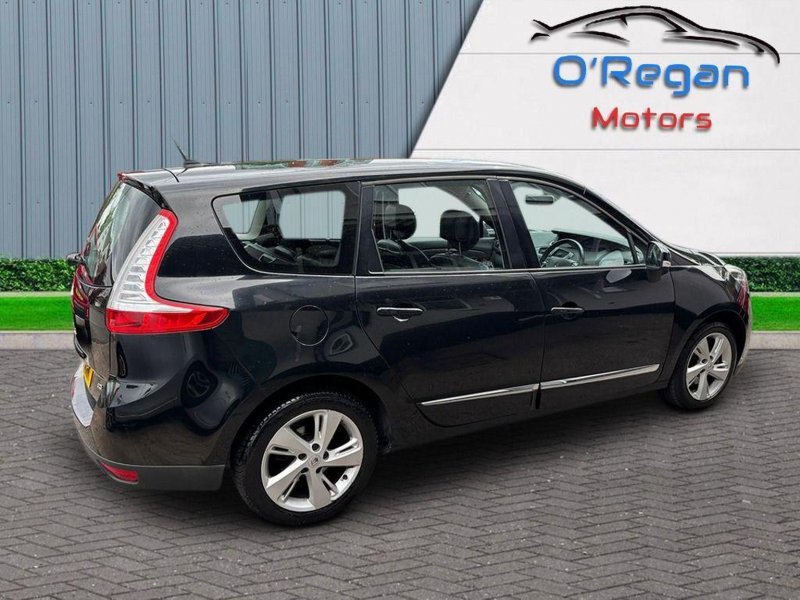 RENAULT GRAND SCENIC