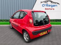 PEUGEOT 107