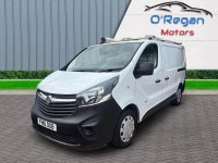 VAUXHALL VIVARO